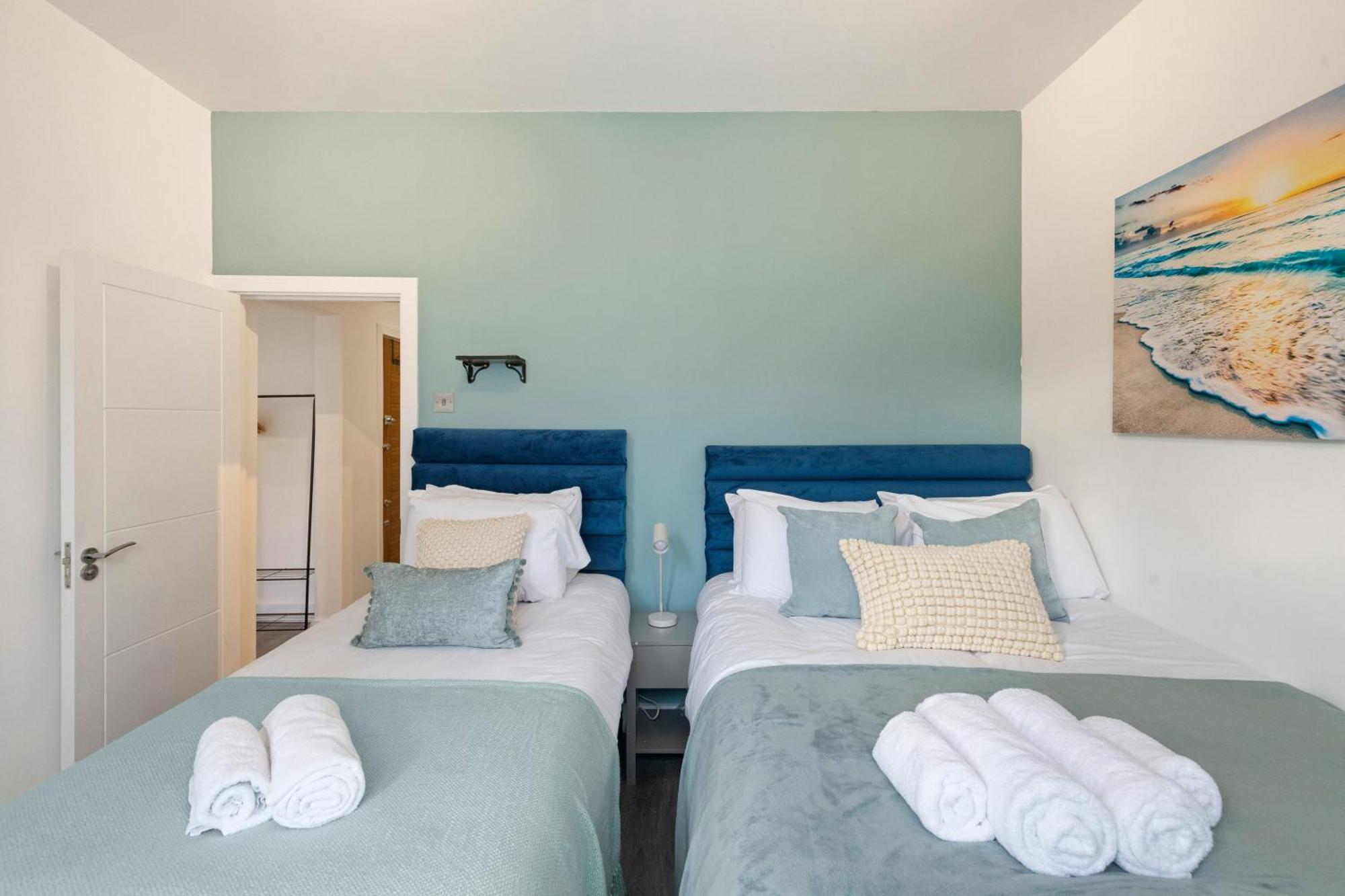 Rose Suite Camden Town 3 Bedroom Sleeps 11 ลอนดอน ภายนอก รูปภาพ