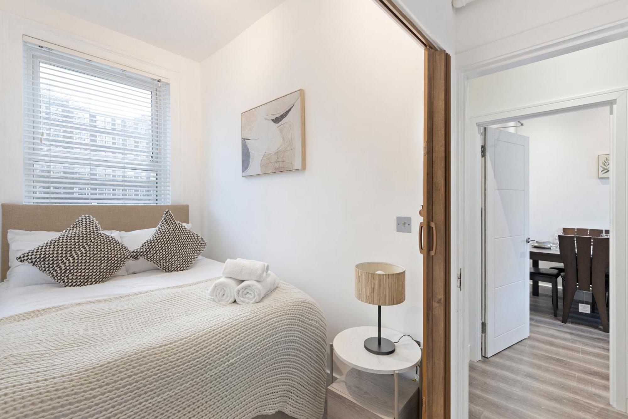 Rose Suite Camden Town 3 Bedroom Sleeps 11 ลอนดอน ภายนอก รูปภาพ