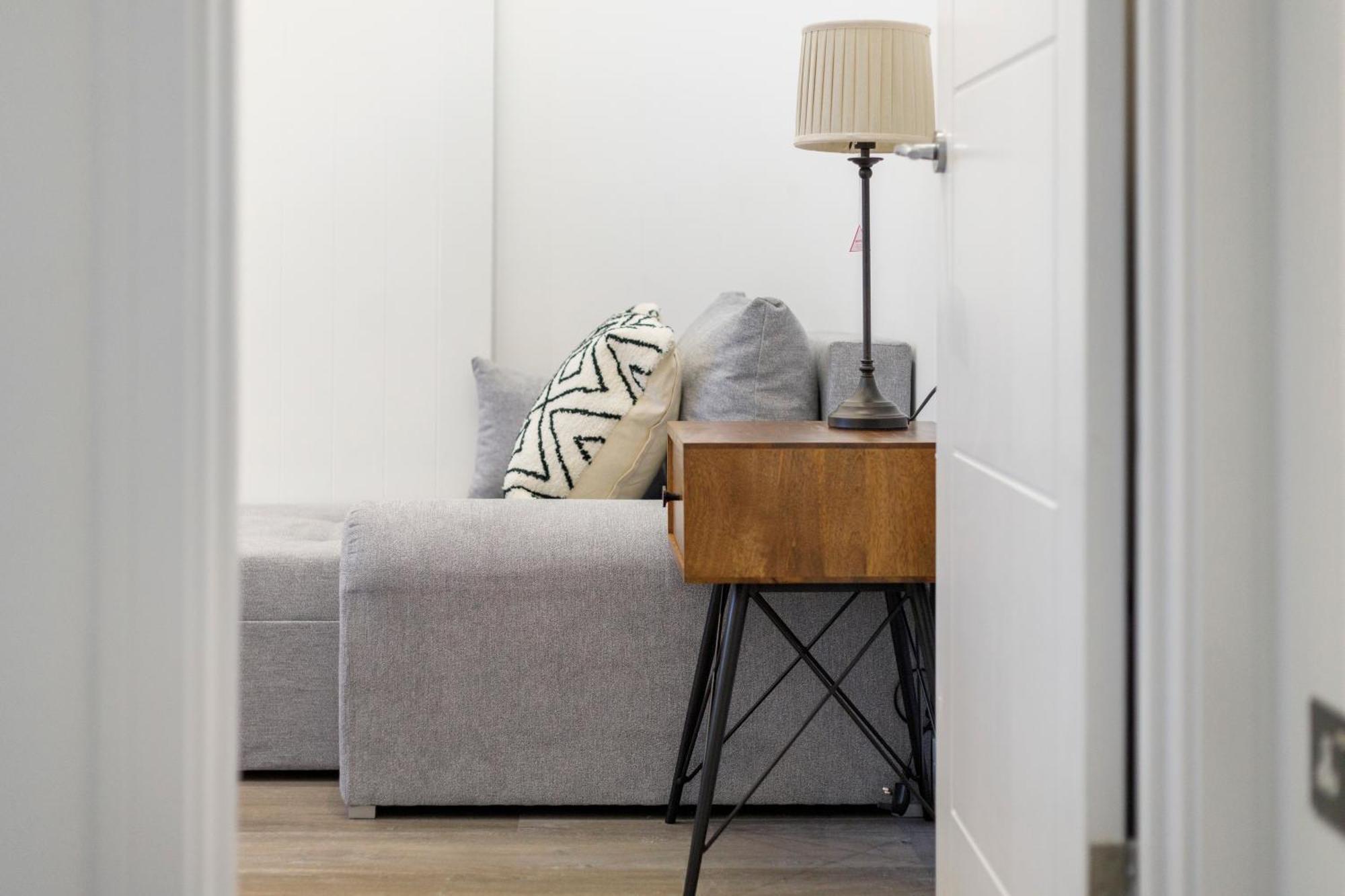 Rose Suite Camden Town 3 Bedroom Sleeps 11 ลอนดอน ภายนอก รูปภาพ