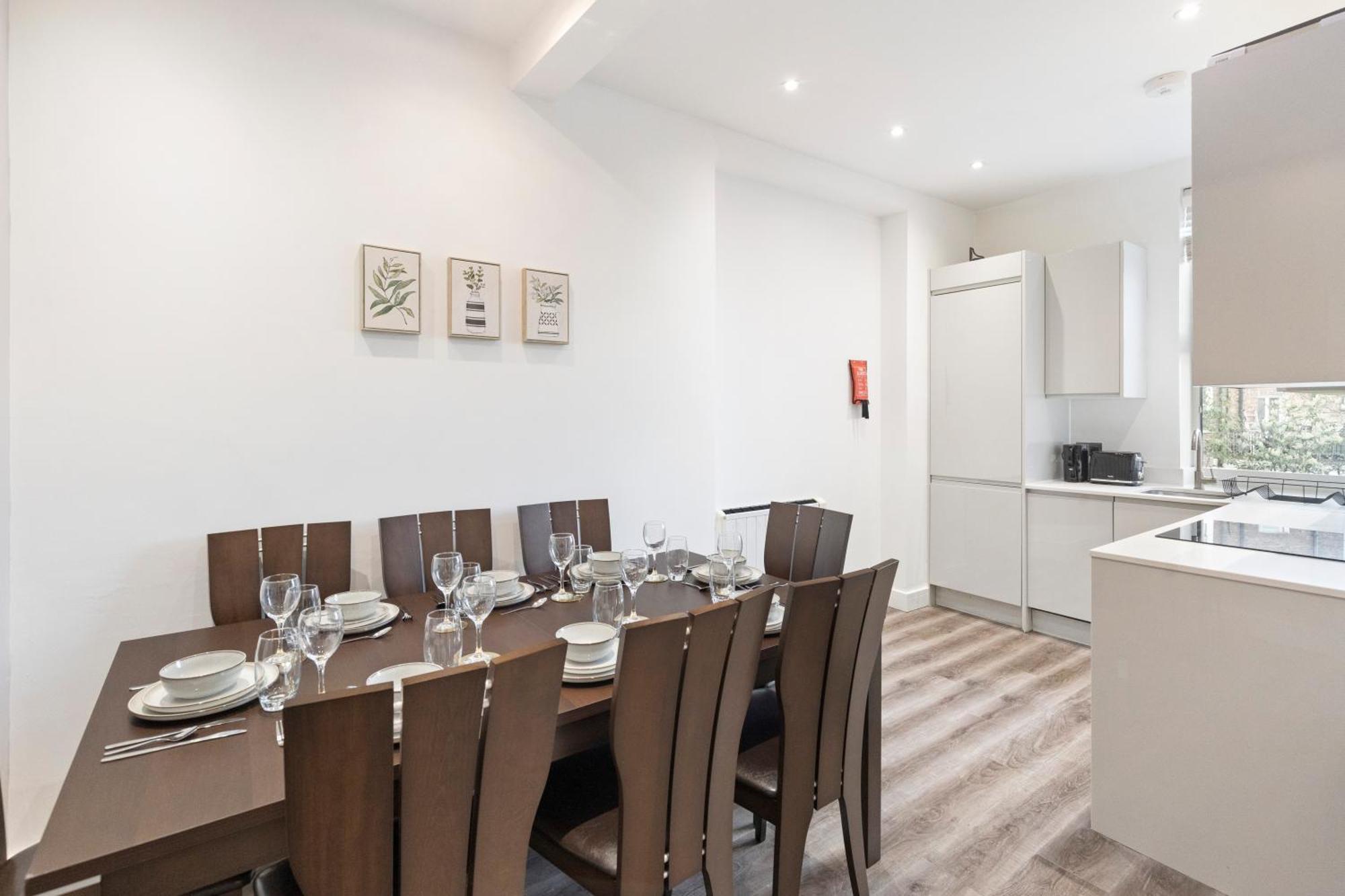 Rose Suite Camden Town 3 Bedroom Sleeps 11 ลอนดอน ภายนอก รูปภาพ