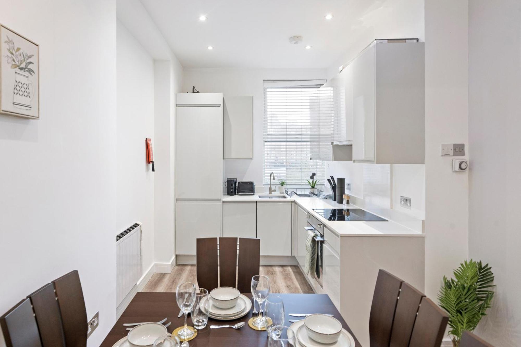 Rose Suite Camden Town 3 Bedroom Sleeps 11 ลอนดอน ภายนอก รูปภาพ