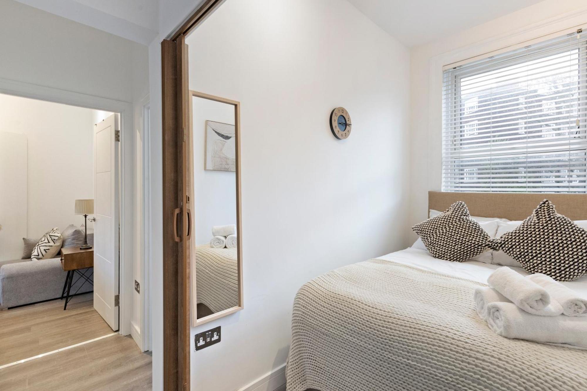 Rose Suite Camden Town 3 Bedroom Sleeps 11 ลอนดอน ภายนอก รูปภาพ